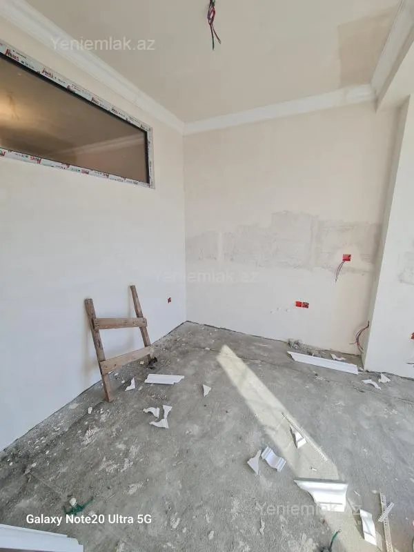 Satılır 2 otaqlı yeni tikili 76 m²