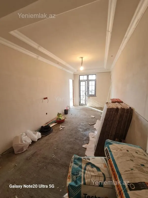 Satılır 2 otaqlı yeni tikili 76 m²
