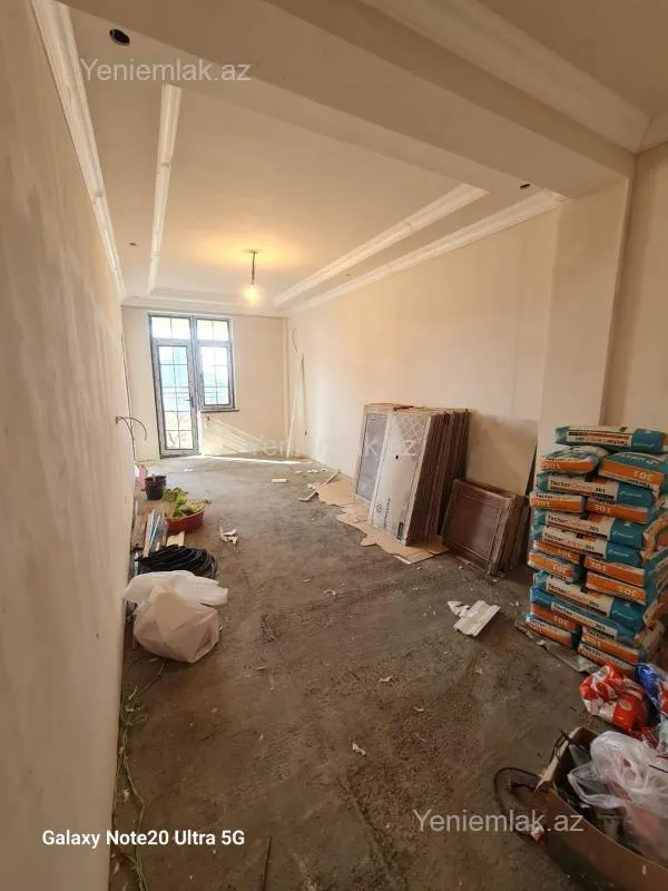 Satılır 2 otaqlı yeni tikili 76 m²