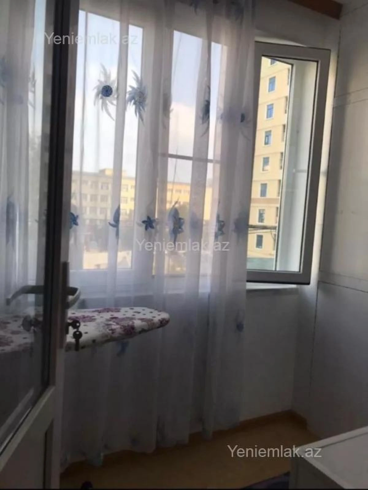 Satılır 1 otaqlı köhnə tikili 40 m²
