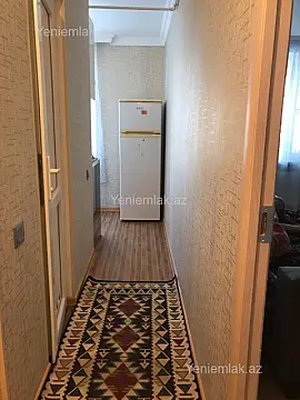 Satılır 1 otaqlı köhnə tikili 40 m²