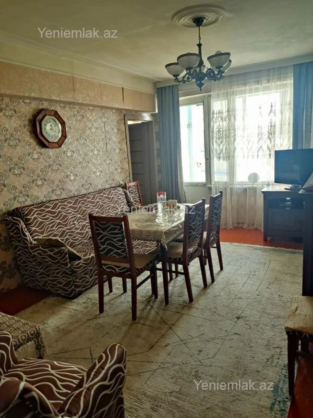 Satılır 3 otaqlı köhnə tikili 90 m²