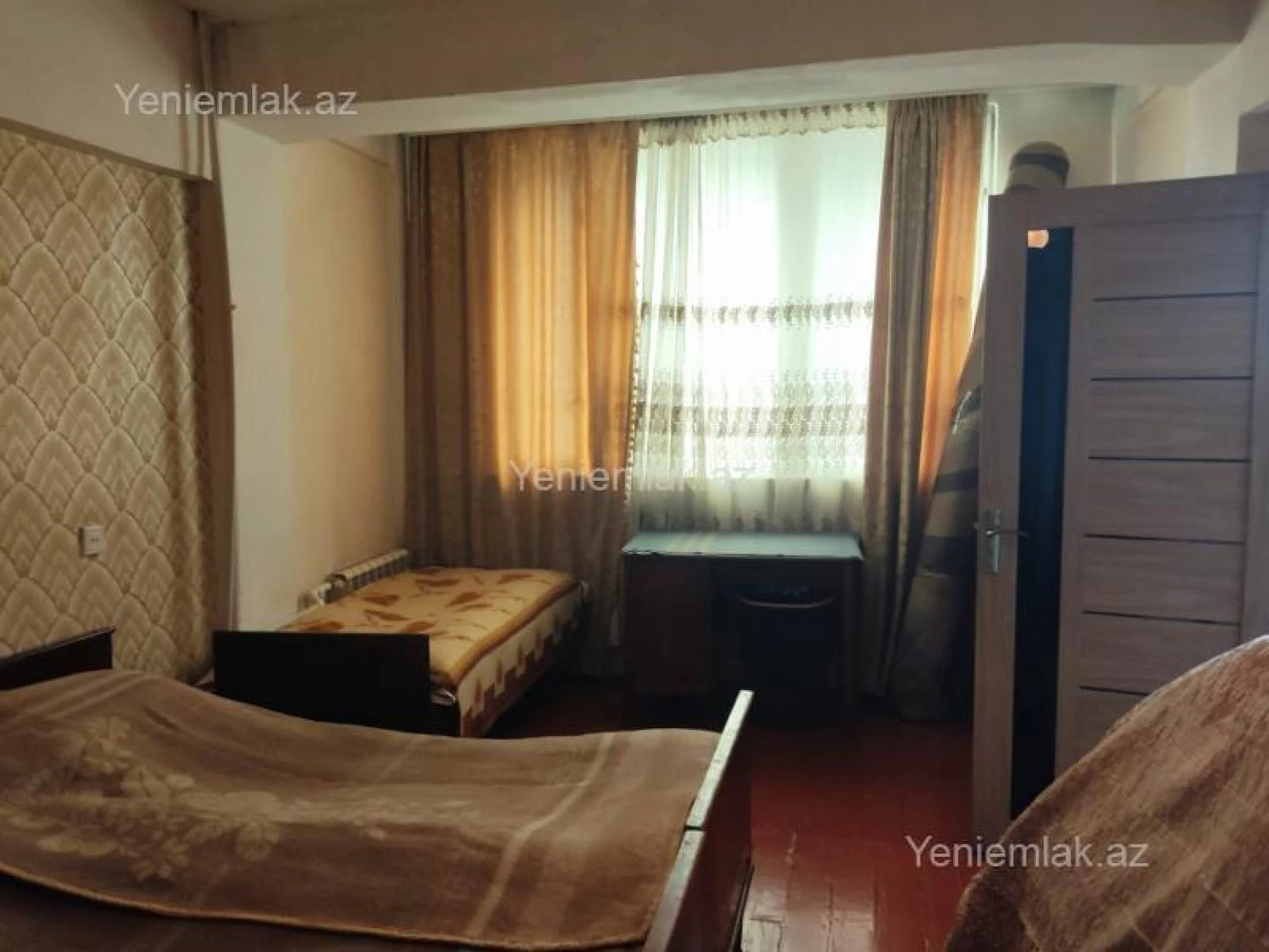 Satılır 3 otaqlı köhnə tikili 90 m²