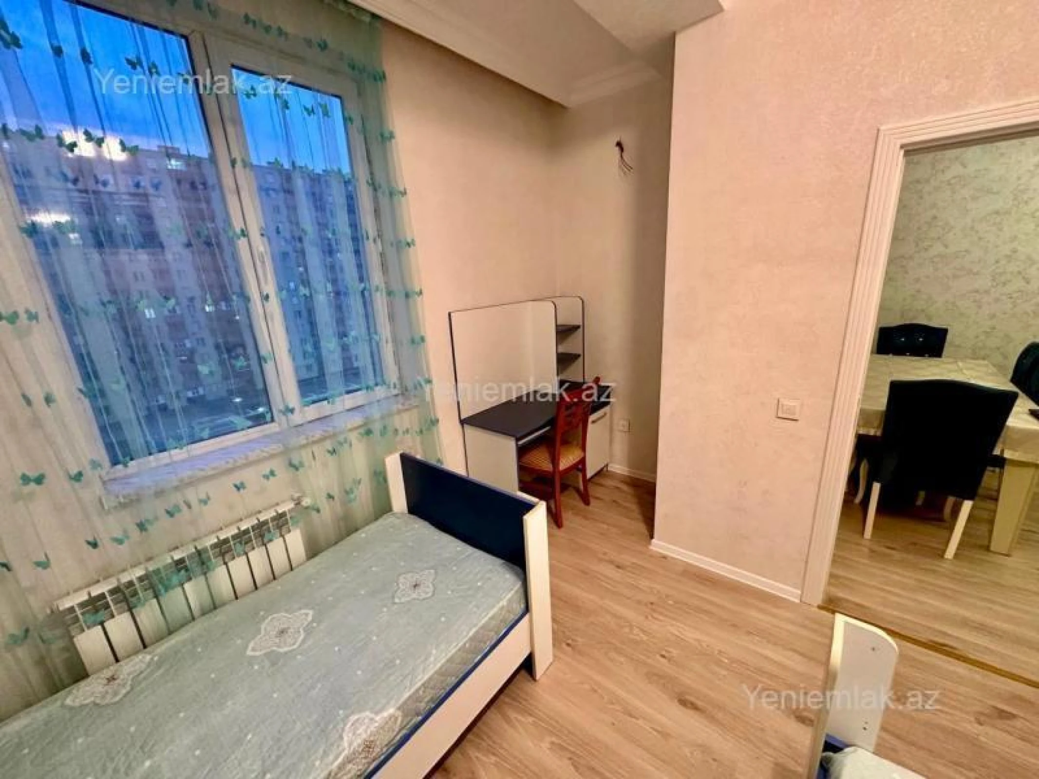 Satılır 3 otaqlı yeni tikili 75 m²