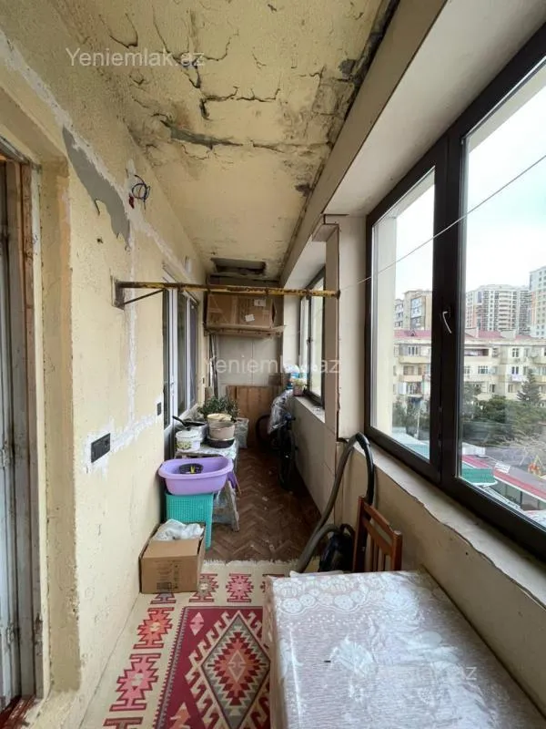 Satılır 1 otaqlı köhnə tikili 40 m²