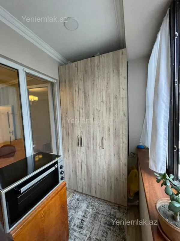 Satılır 1 otaqlı köhnə tikili 40 m²
