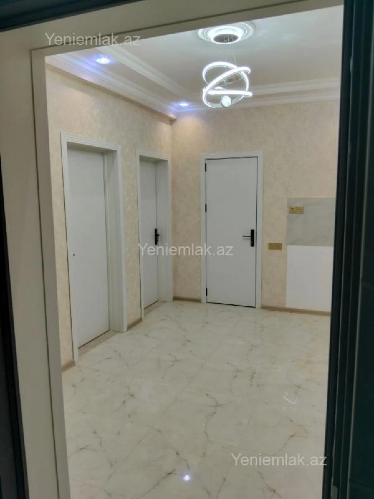 Satılır 2 otaqlı yeni tikili 65 m²