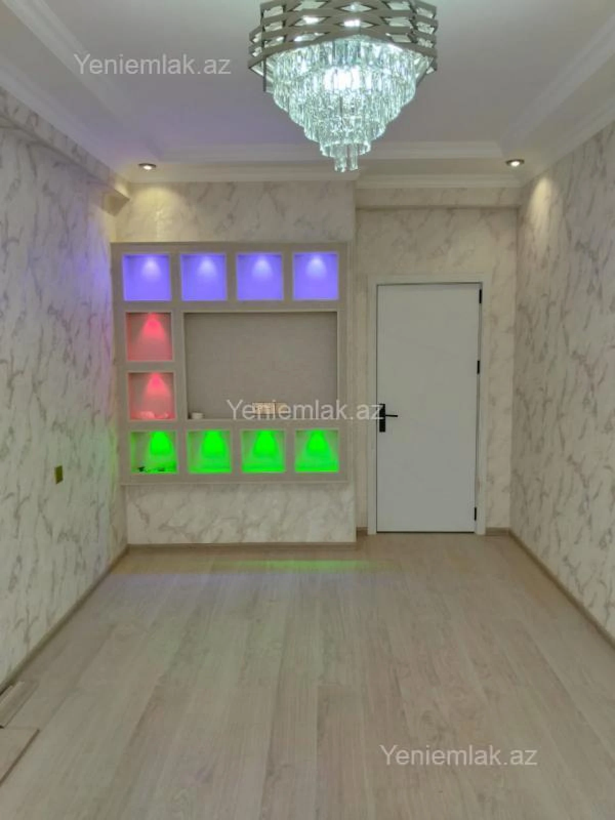 Satılır 2 otaqlı yeni tikili 65 m²