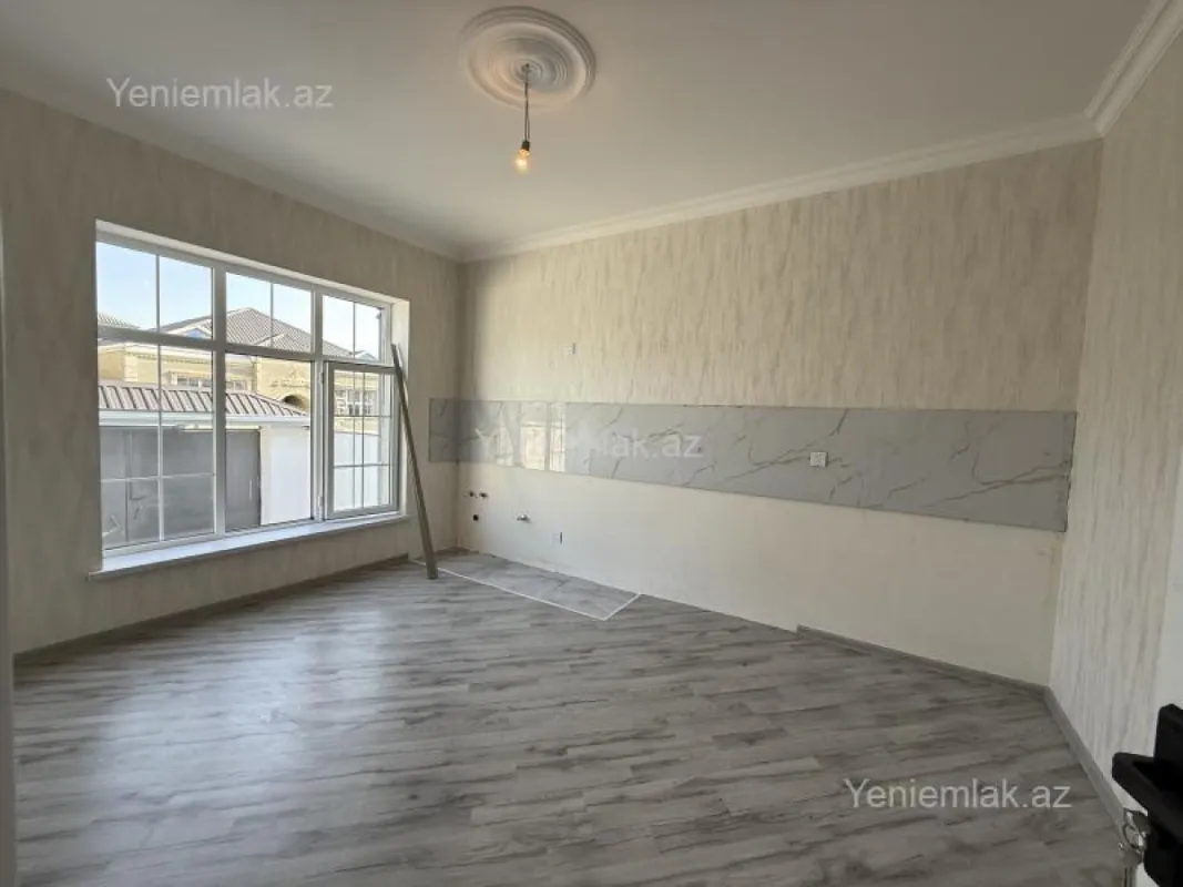 Satılır 4 otaqlı həyət evi 120 m²