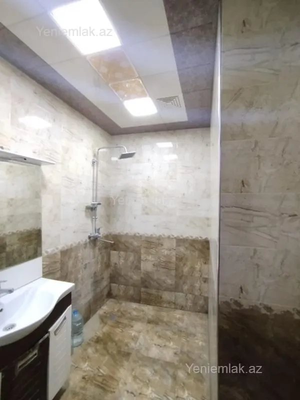 Satılır 2 otaqlı yeni tikili 86 m²