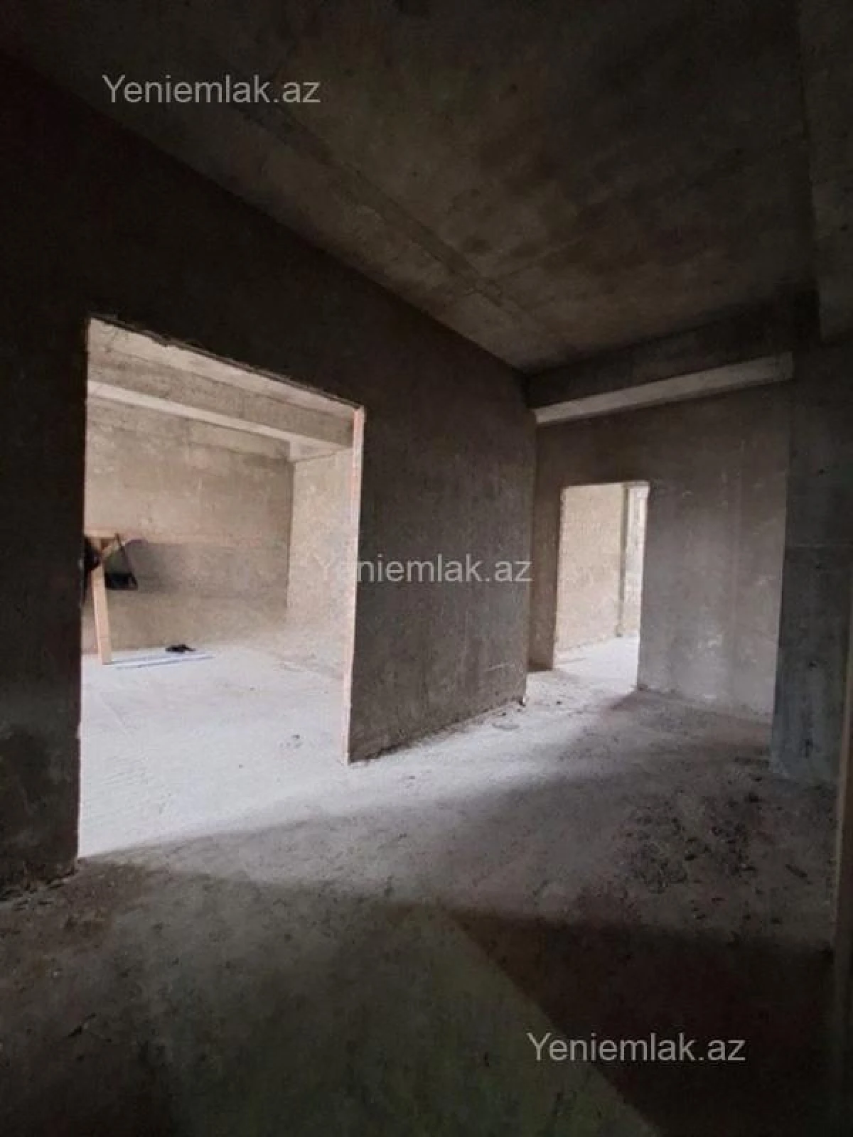 Satılır 3 otaqlı yeni tikili 130 m²