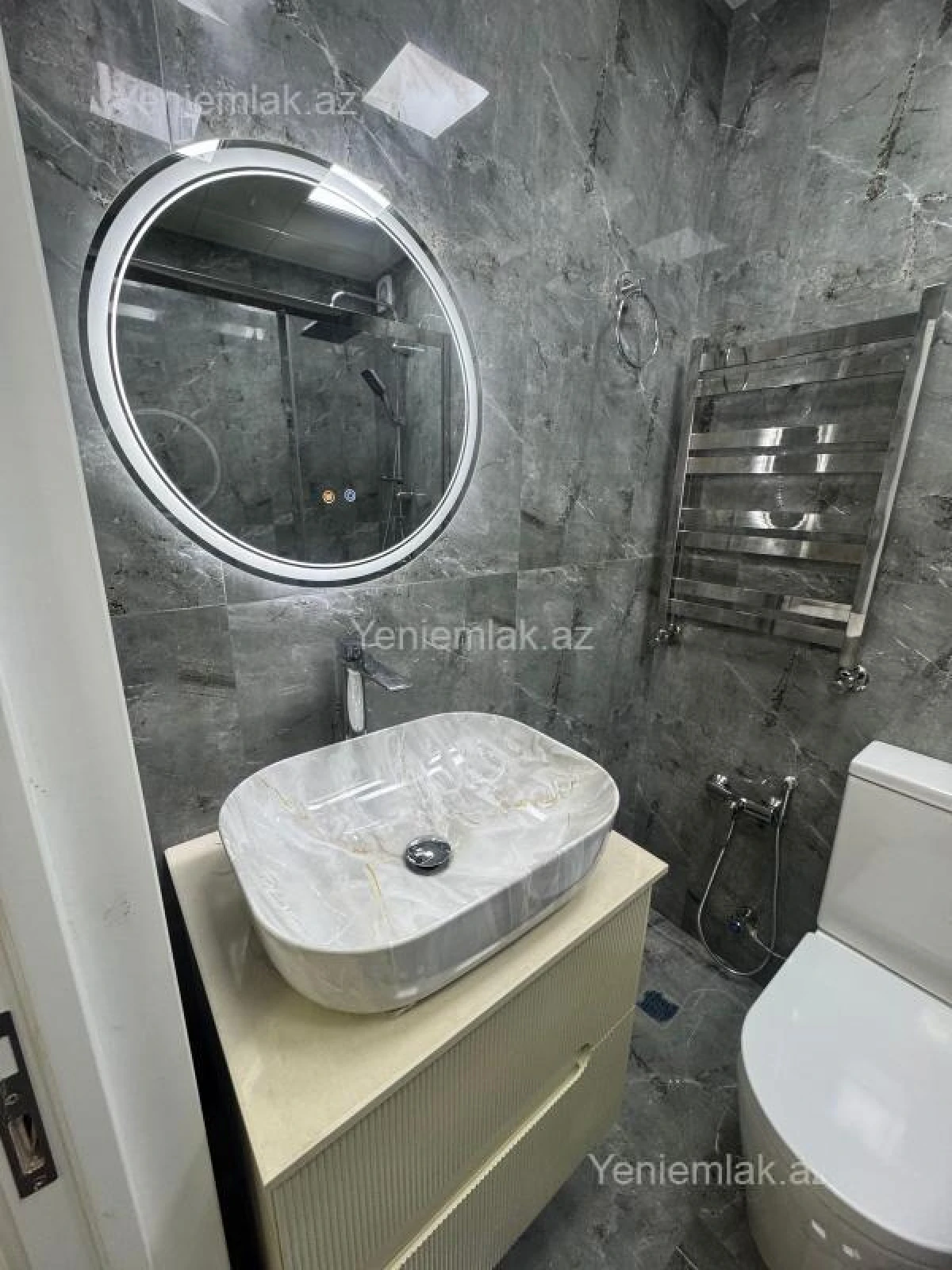 Satılır 2 otaqlı yeni tikili 50 m²