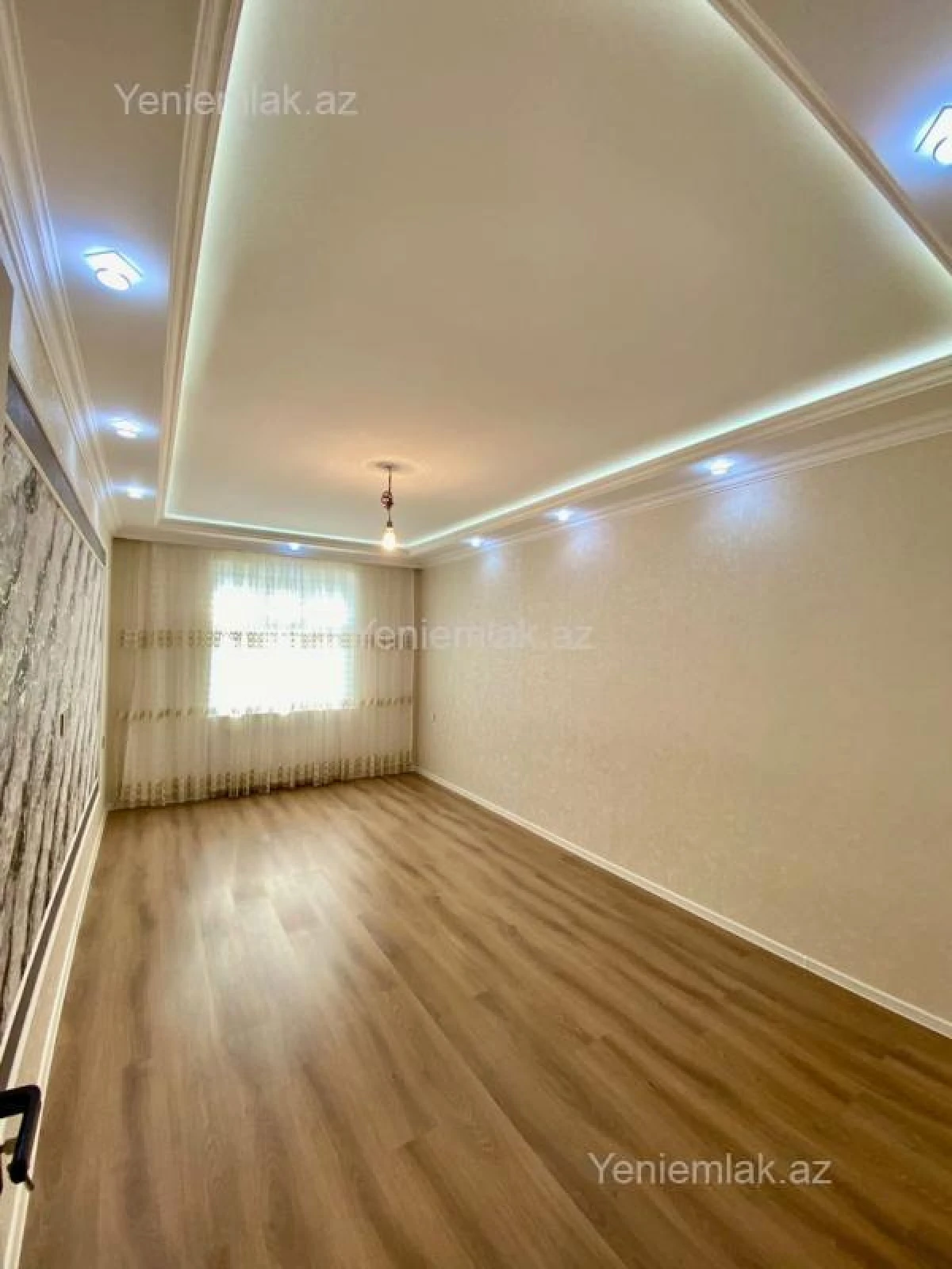 Satılır 3 otaqlı köhnə tikili 70 m²