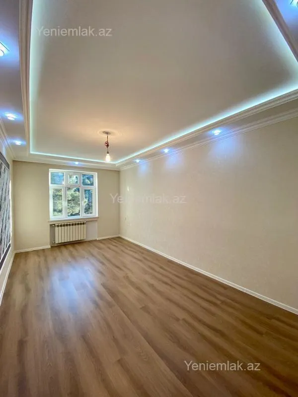 Satılır 3 otaqlı köhnə tikili 70 m²