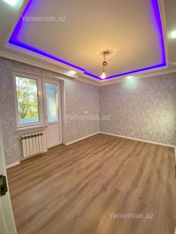 Satılır 3 otaqlı köhnə tikili 70 m²