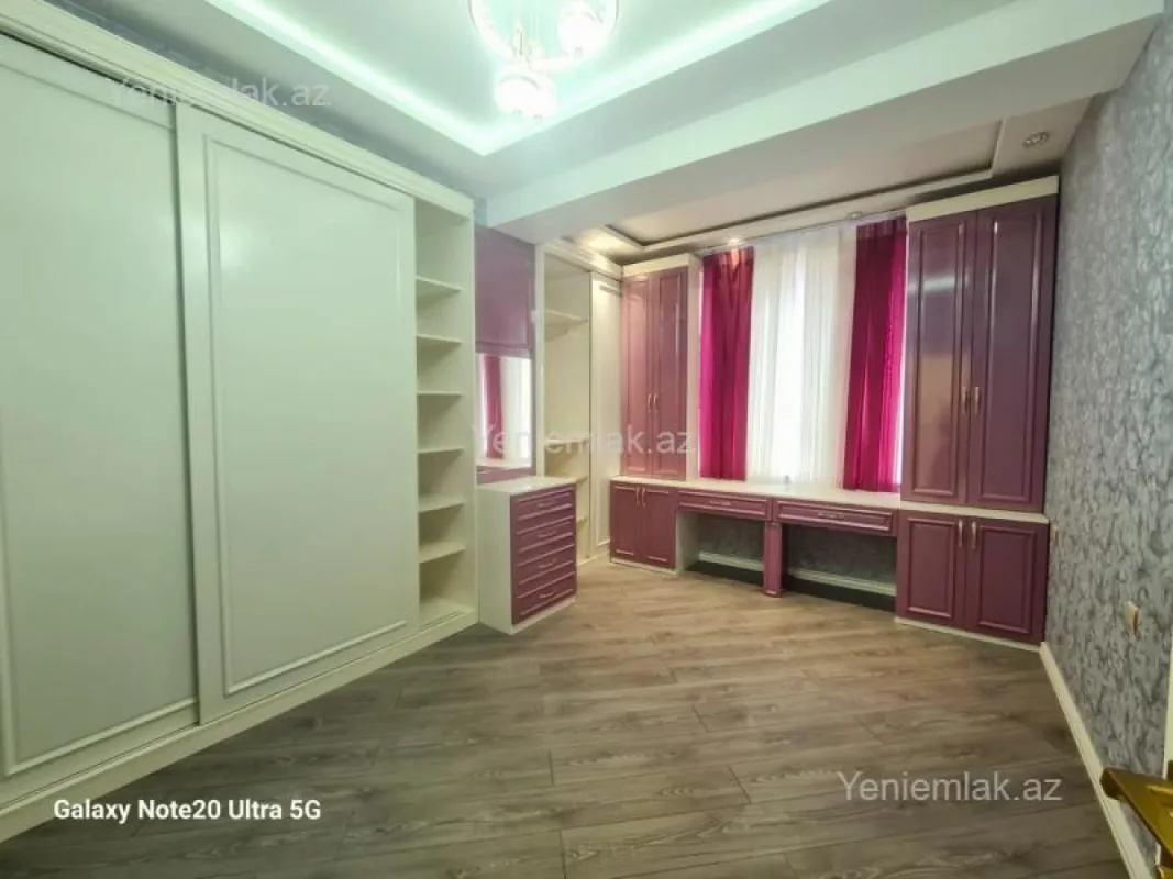 Satılır 4 otaqlı yeni tikili 186 m²