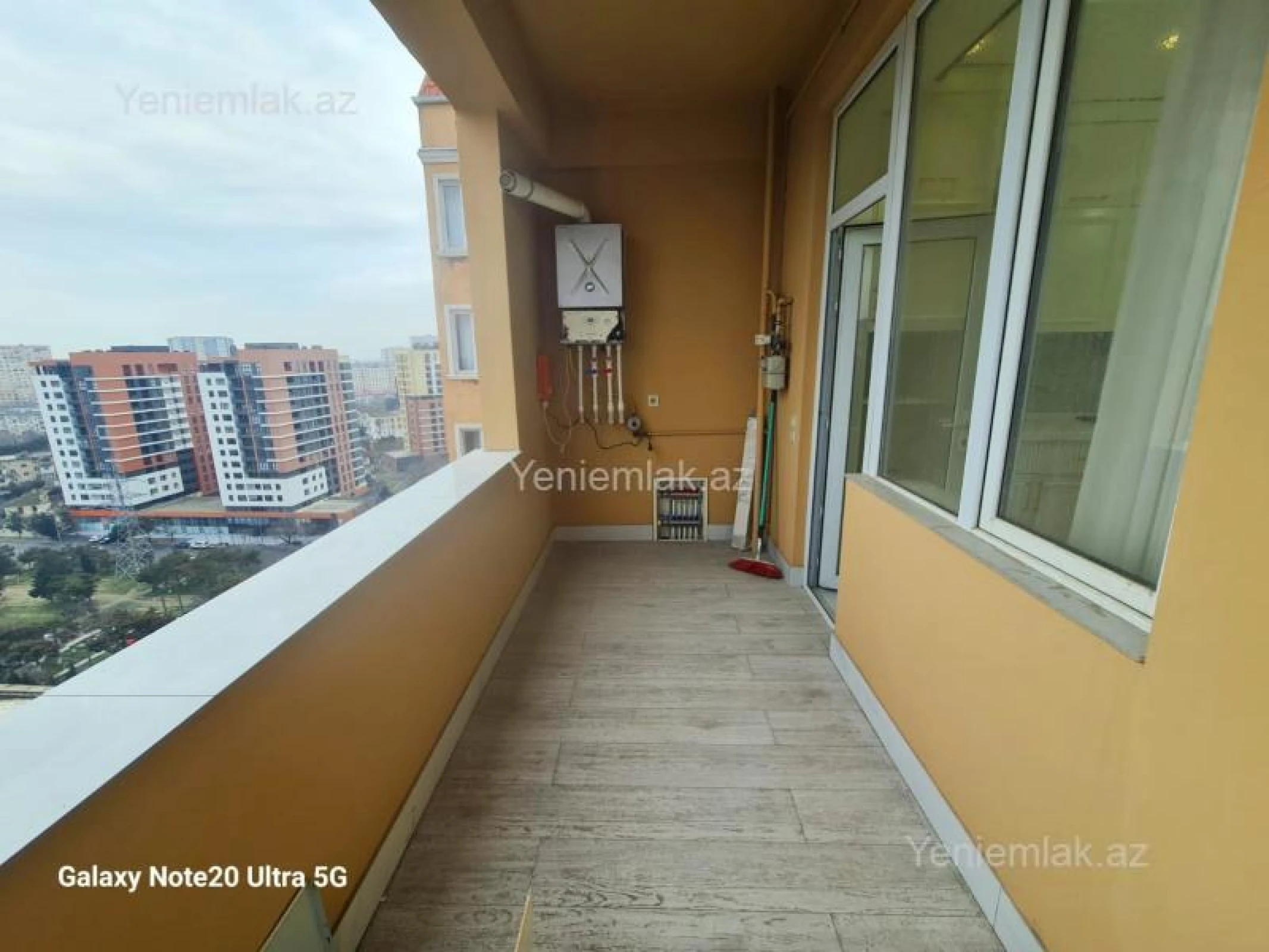 Satılır 4 otaqlı yeni tikili 186 m²