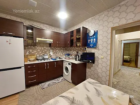Satılır 3 otaqlı köhnə tikili 85 m²