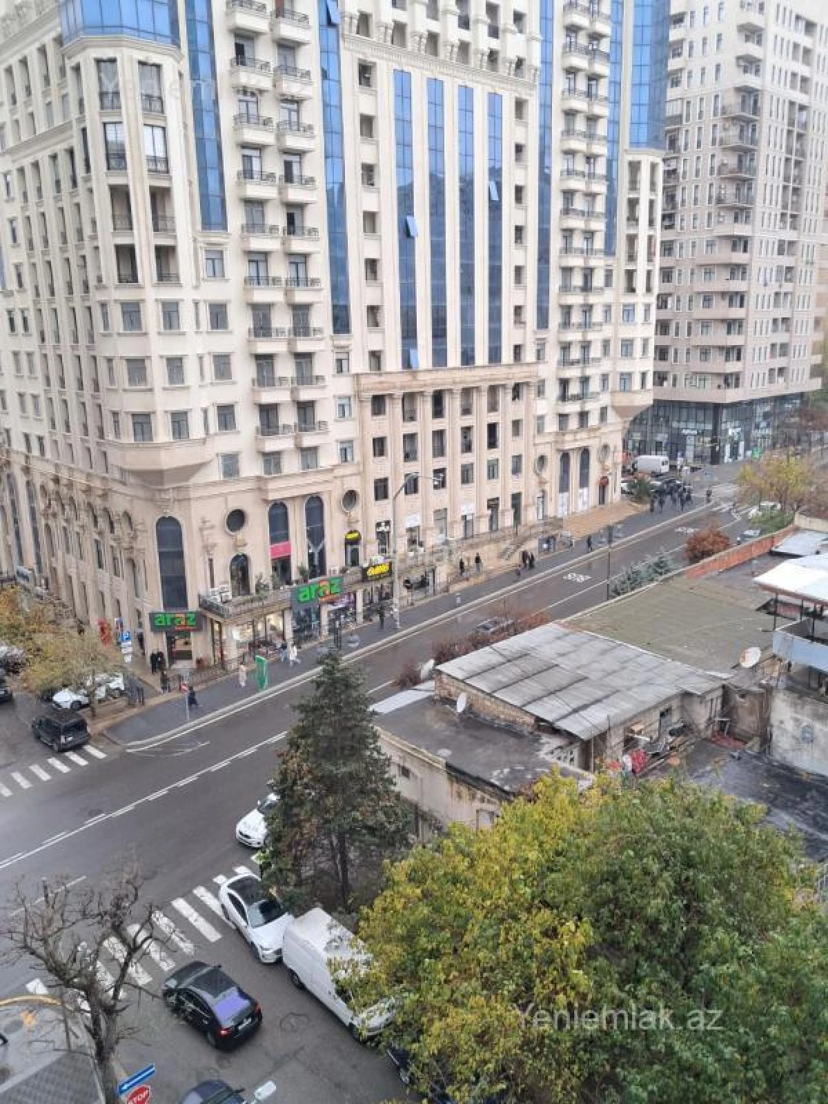 Satılır 3 otaqlı yeni tikili 80 m²