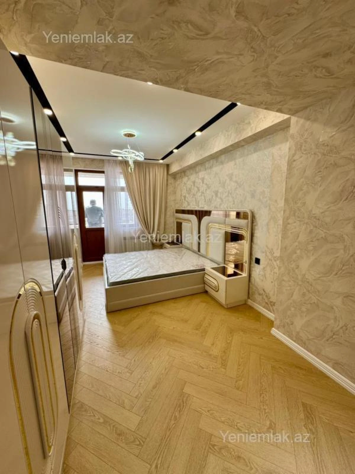 Satılır 3 otaqlı yeni tikili 129 m²