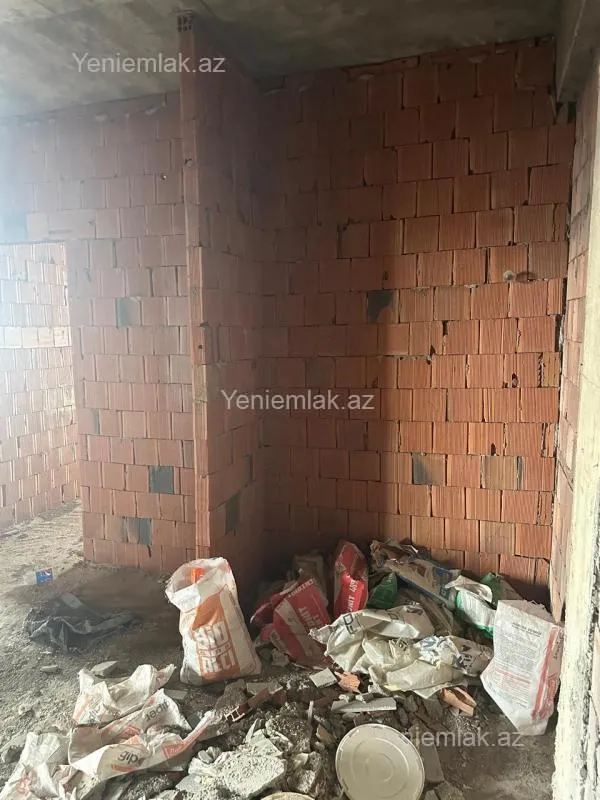 Satılır 5 otaqlı yeni tikili 186 m²