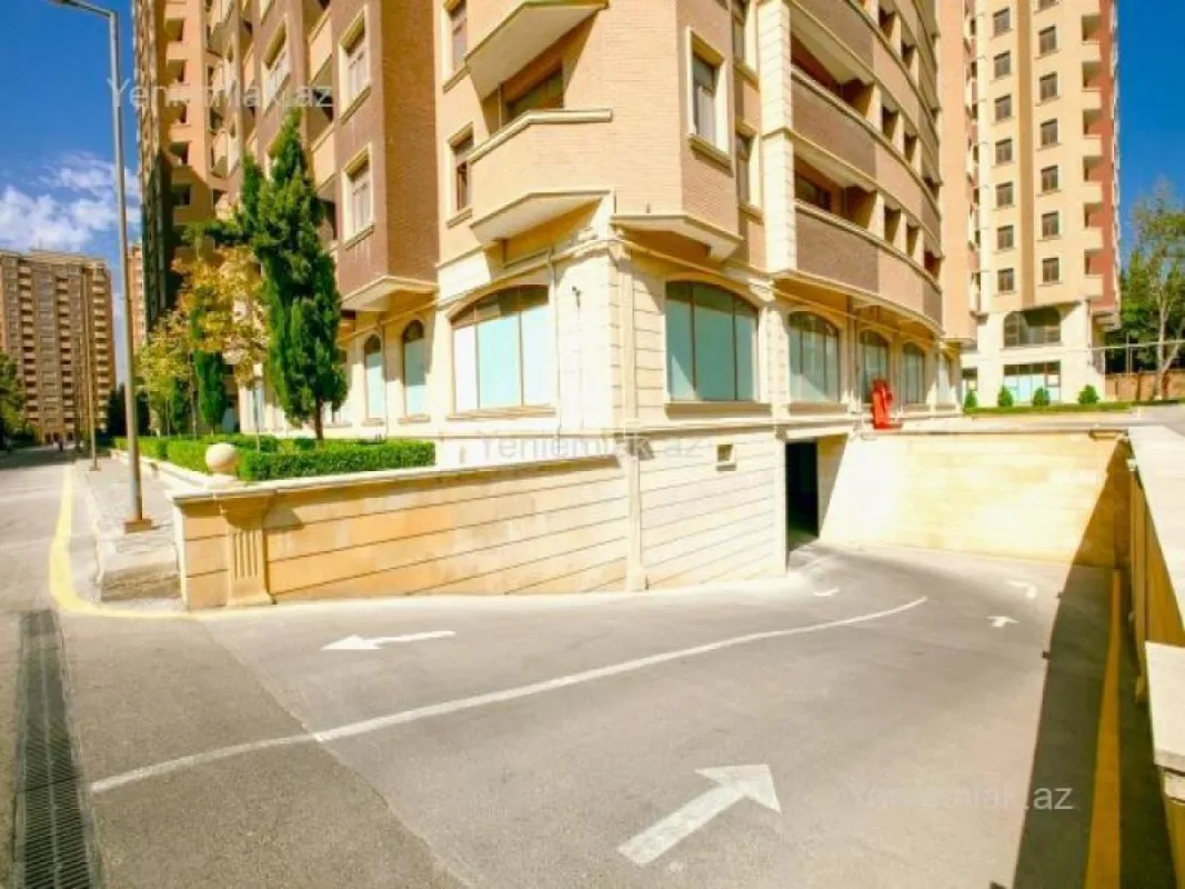 Satılır 3 otaqlı yeni tikili 110 m²