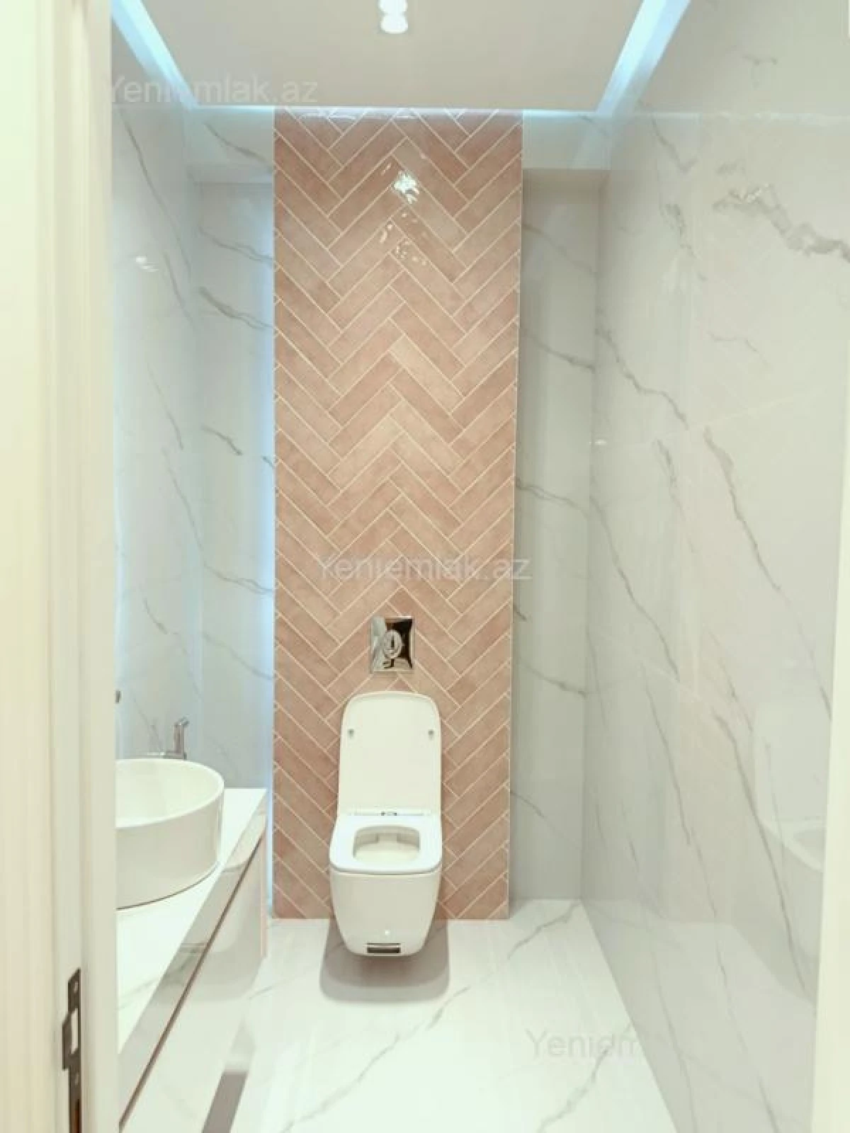 Satılır 3 otaqlı yeni tikili 110 m²