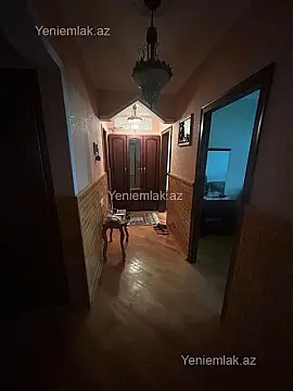 Satılır 4 otaqlı köhnə tikili 103 m²