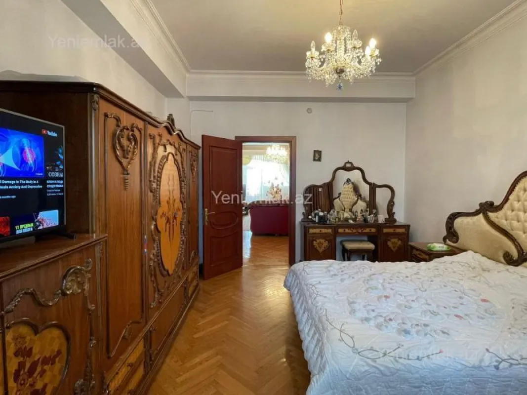 Satılır 4 otaqlı yeni tikili 170 m²