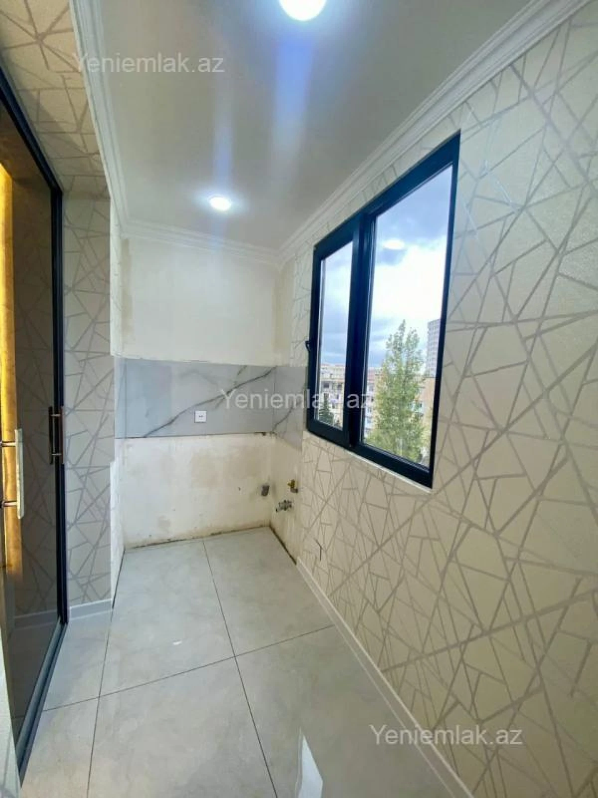 Satılır 3 otaqlı köhnə tikili 65 m²