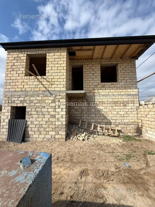 Satılır 3 otaqlı həyət evi 110 m²