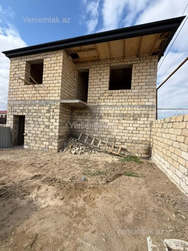 Satılır 3 otaqlı həyət evi 110 m²