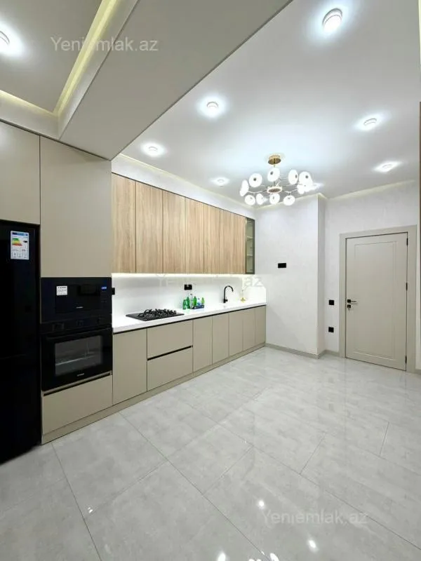 Satılır 2 otaqlı yeni tikili 77 m²