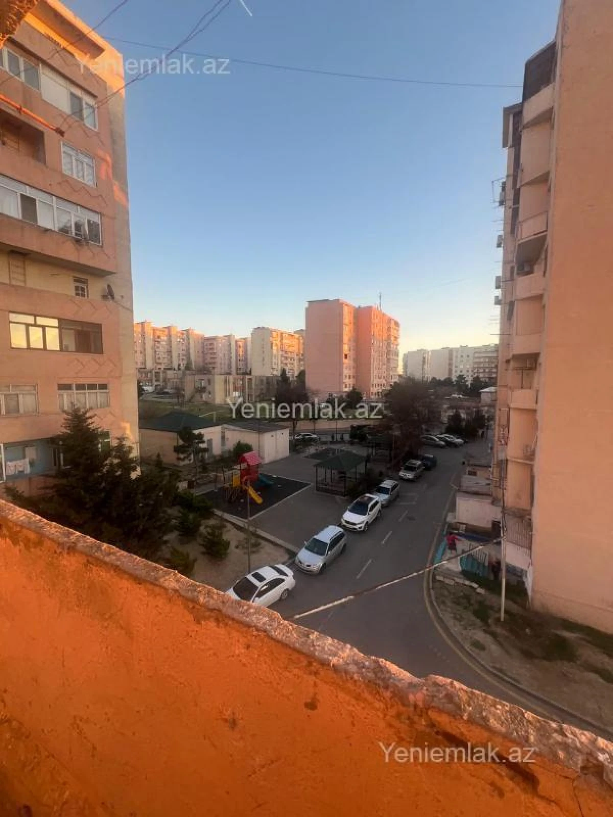 Satılır 5 otaqlı köhnə tikili 103 m²