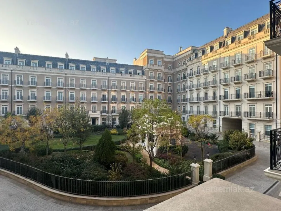 Satılır 4 otaqlı yeni tikili 152 m²