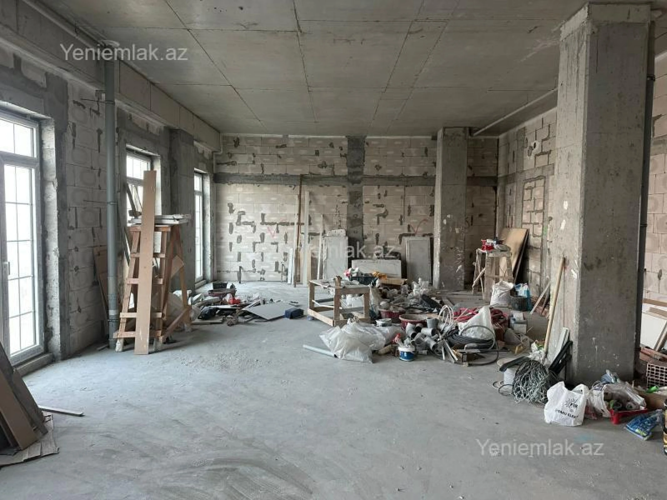 Satılır 4 otaqlı yeni tikili 152 m²