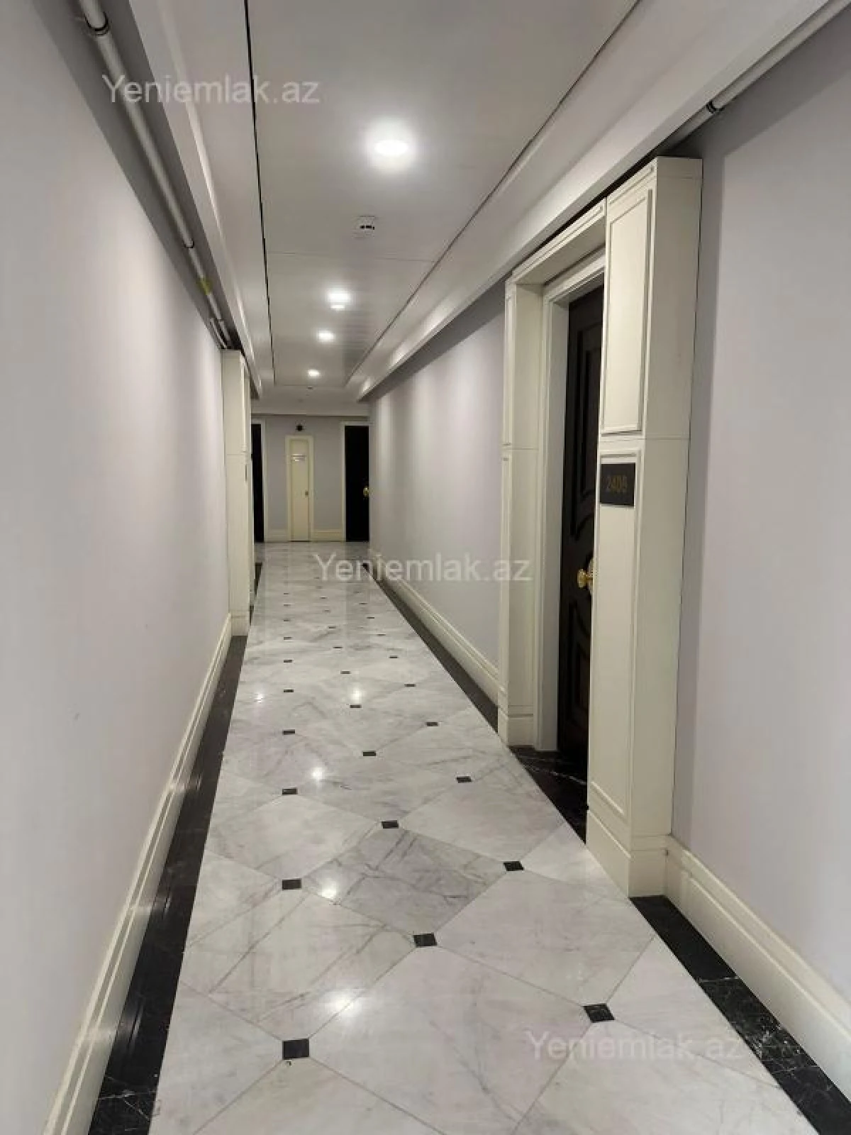 Satılır 4 otaqlı yeni tikili 152 m²