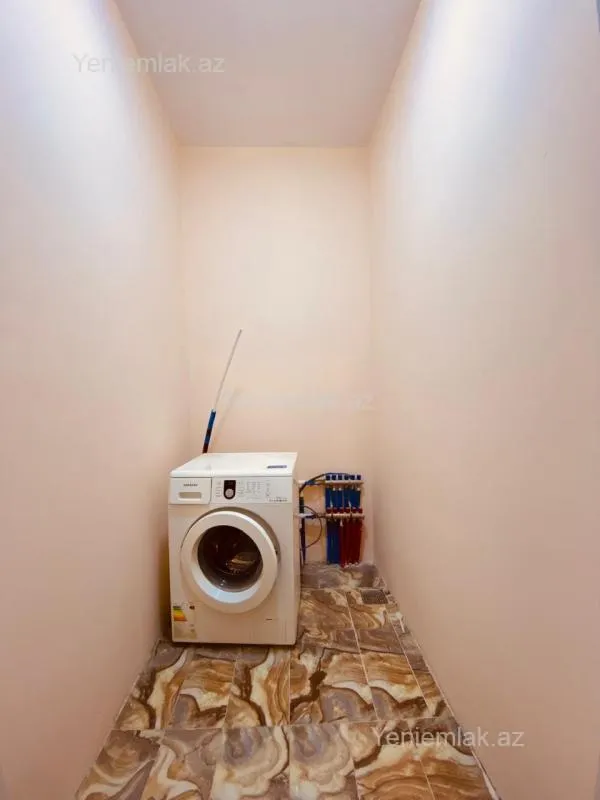 Satılır 3 otaqlı yeni tikili 110 m²