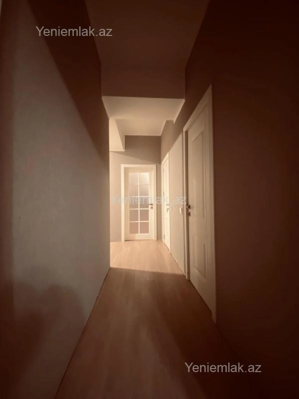 Satılır 3 otaqlı yeni tikili 110 m²