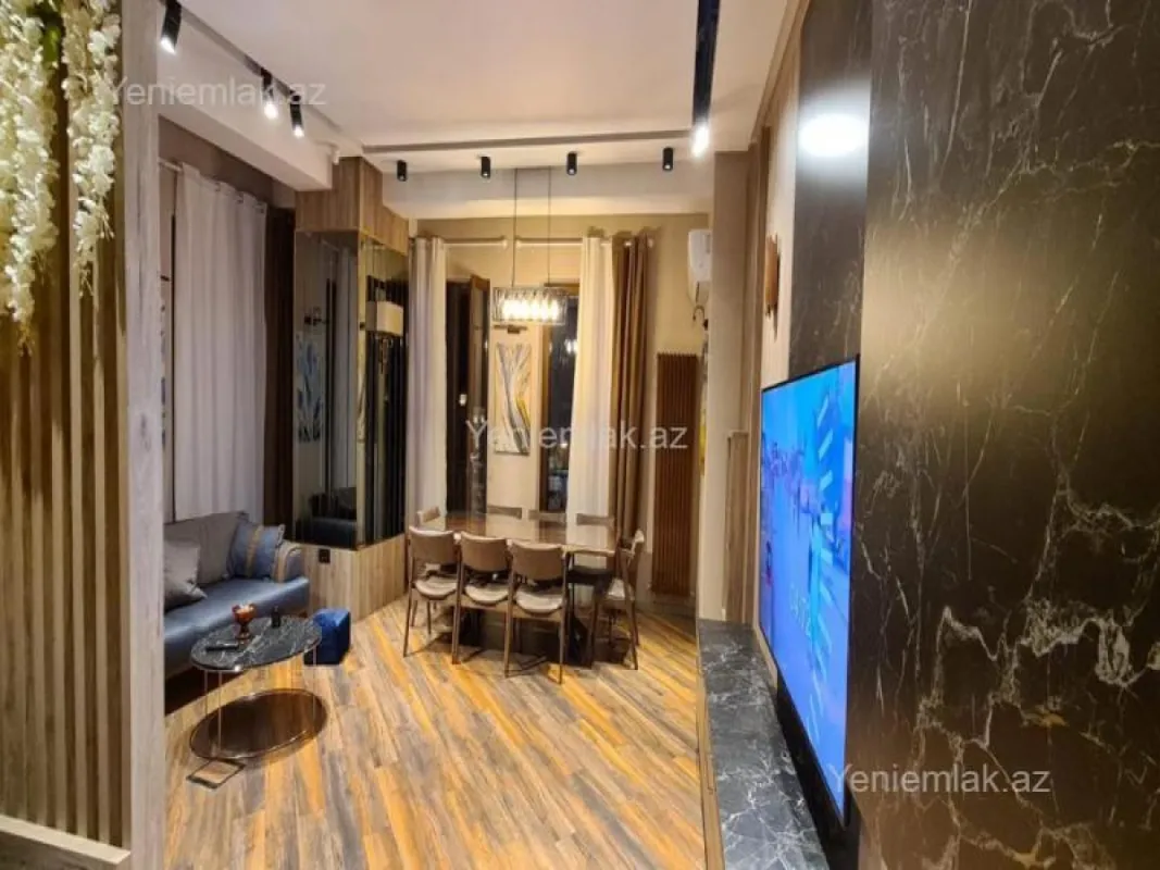 Satılır 5 otaqlı yeni tikili 246 m²