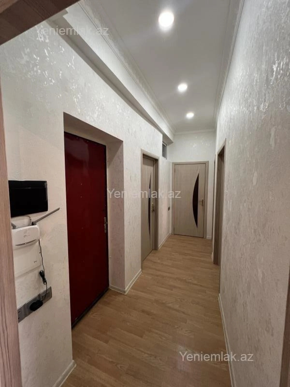 Satılır 3 otaqlı yeni tikili 68 m²