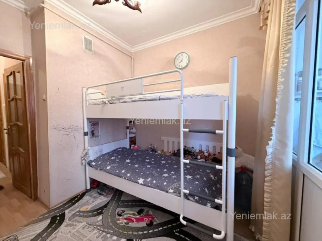 Satılır 3 otaqlı köhnə tikili 58 m²