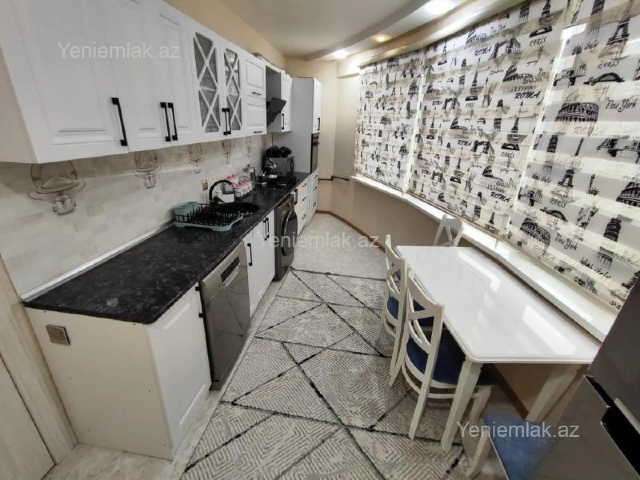 Satılır 2 otaqlı yeni tikili 70 m²