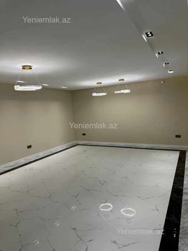 Satılır 6 otaqlı həyət evi 270 m²