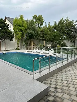 Satılır 6 otaqlı həyət evi 270 m²