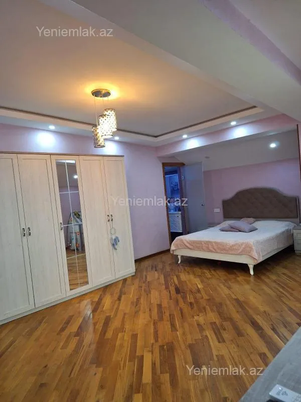 Satılır 5 otaqlı yeni tikili 270 m²