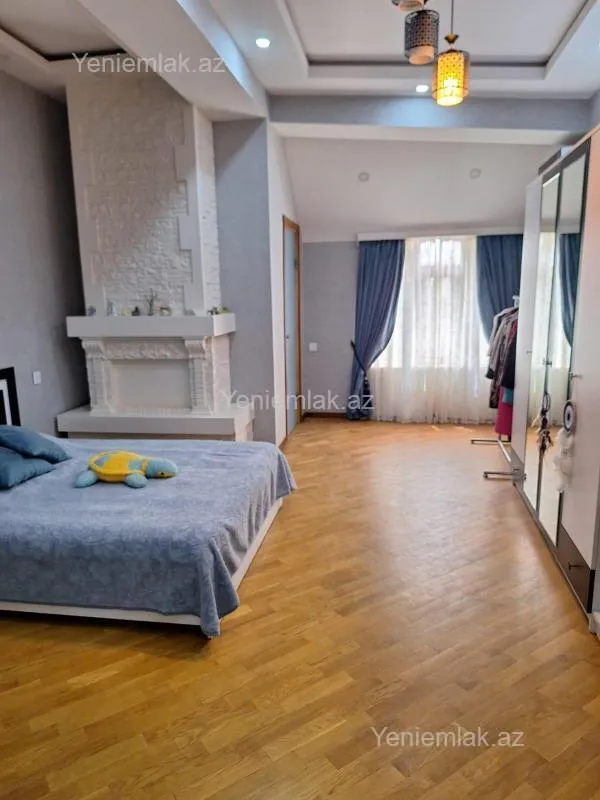 Satılır 5 otaqlı yeni tikili 270 m²