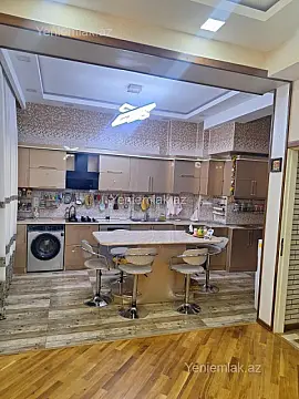 Satılır 5 otaqlı yeni tikili 270 m²
