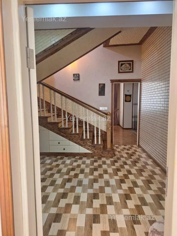 Satılır 5 otaqlı yeni tikili 270 m²