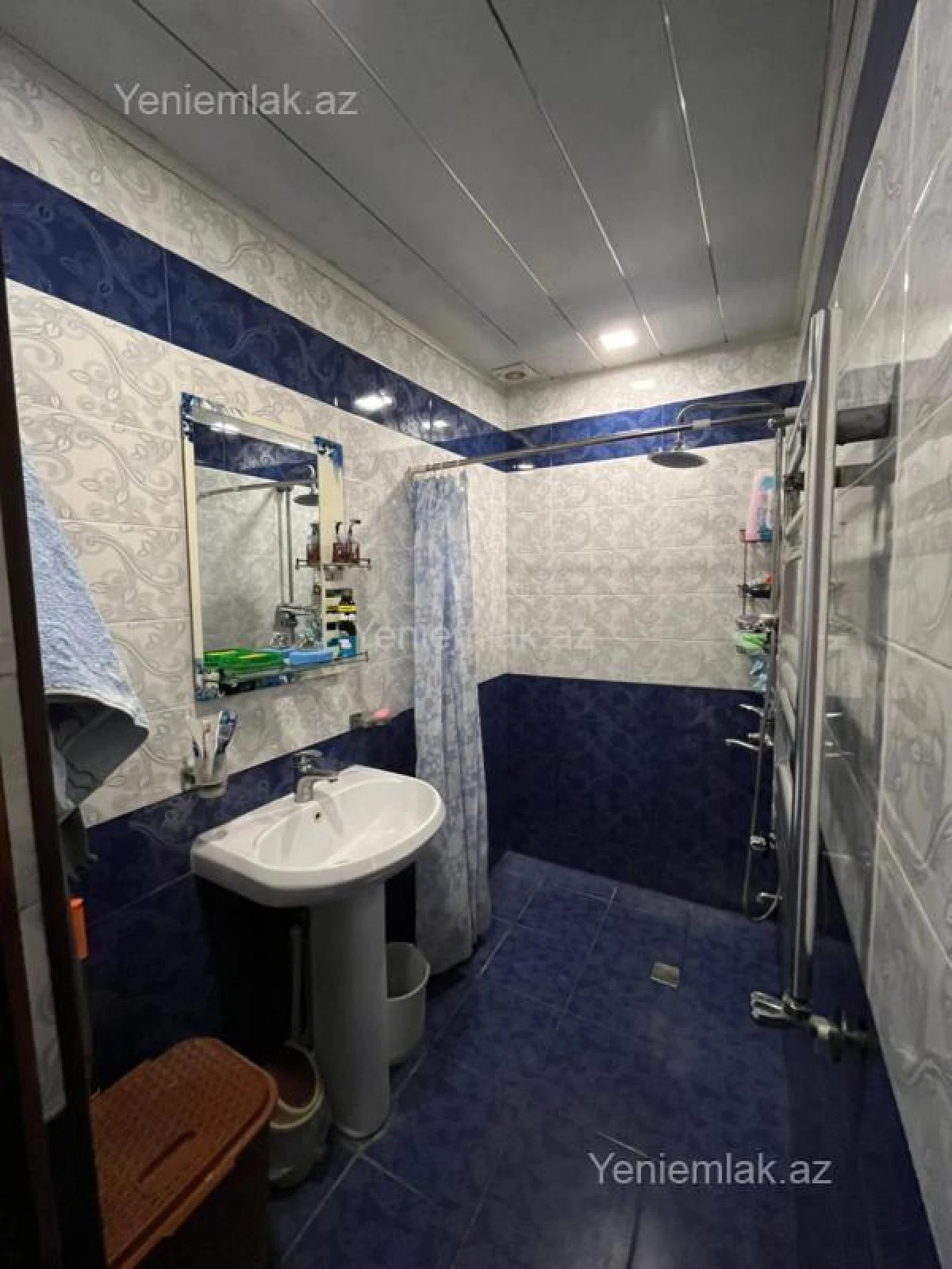 Satılır 2 otaqlı köhnə tikili 60 m²